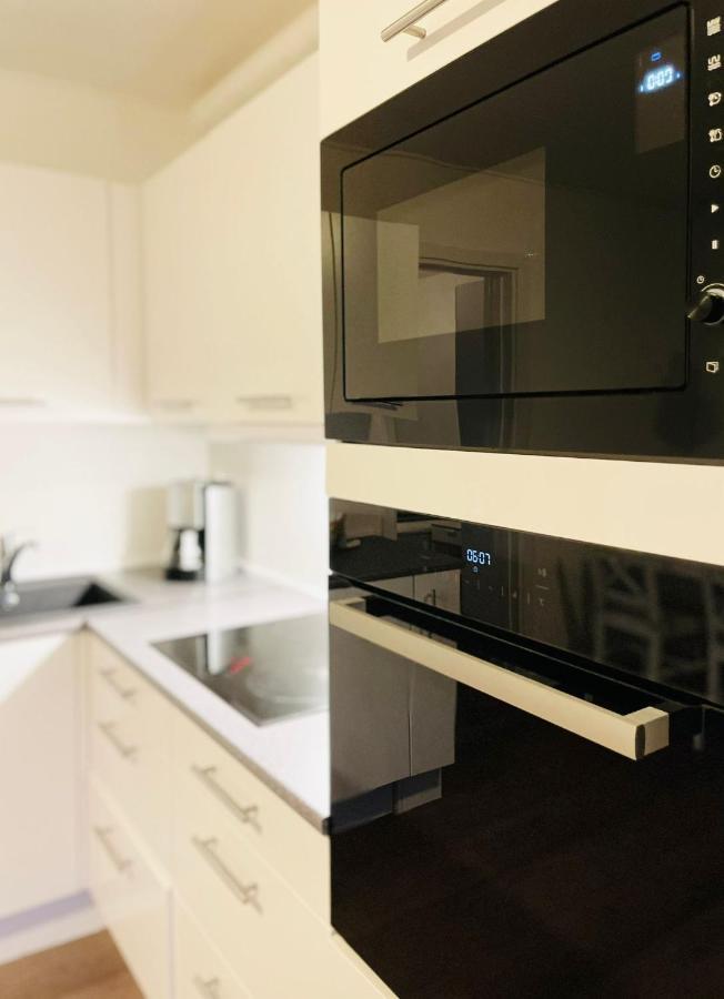 Scandinavian Apartment Hotel - Lunden 1 - Central 3 Bedroom Apartment On Two Floors 霍森斯 外观 照片