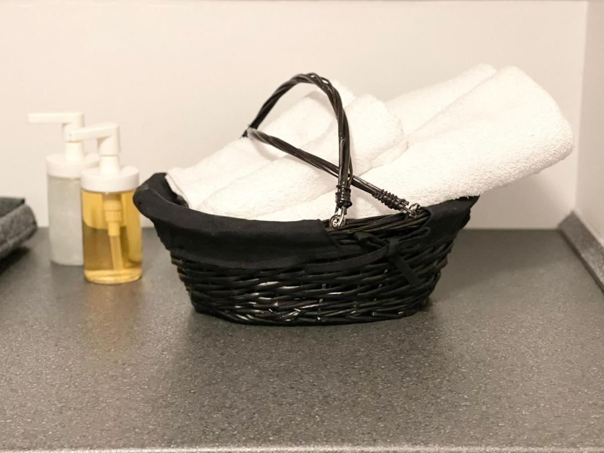 Scandinavian Apartment Hotel - Lunden 1 - Central 3 Bedroom Apartment On Two Floors 霍森斯 外观 照片